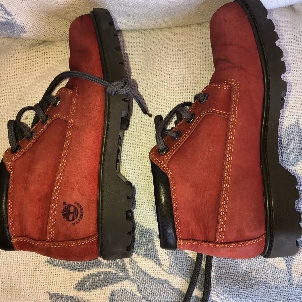 EUC Mens Size 8 1/2M Timberland Waterproof Boots